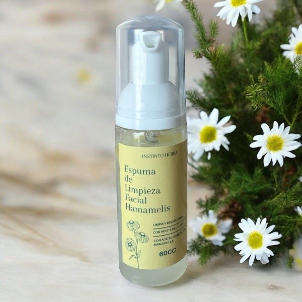 Producto - Espuma de limpieza facial Hamamelis