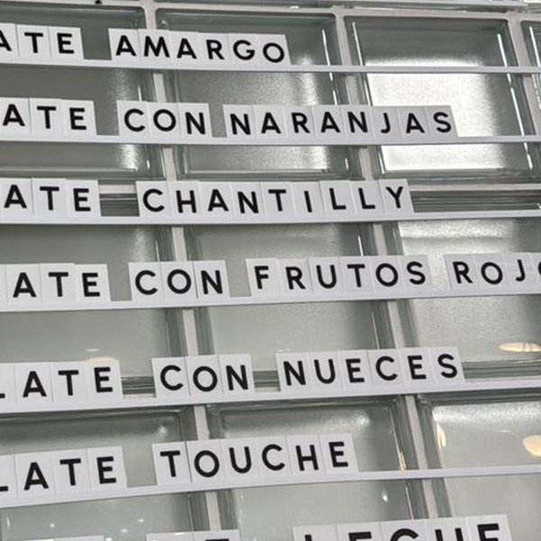 Producto - Perfil PVC autoadhesivo 50 cms