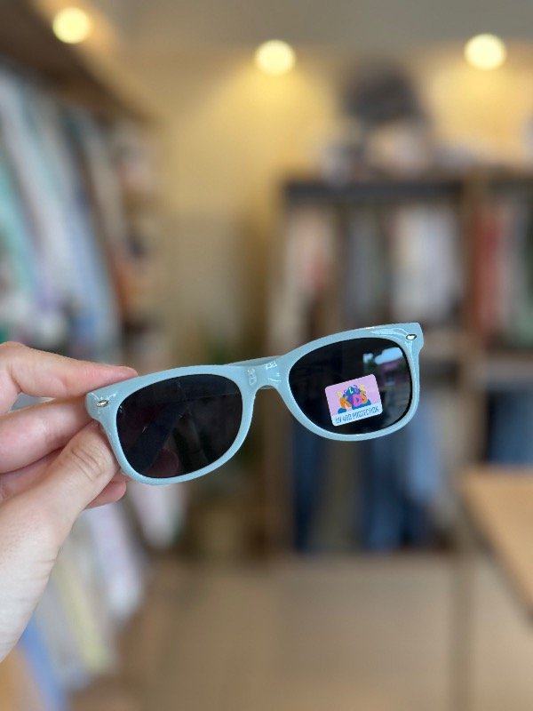Producto - Anteojos celeste pastel