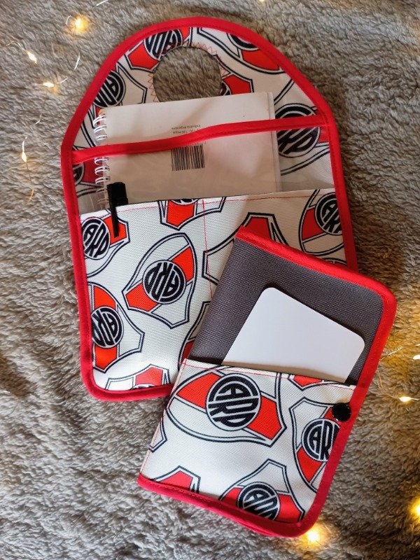 Producto - BOLSITA PARA EL AUTO + PORTADOCUMENTOS "RIVER" - 2