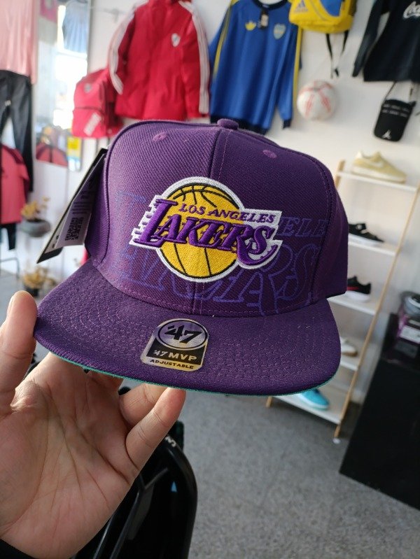 Producto - Gorra Los Ángeles Lakers