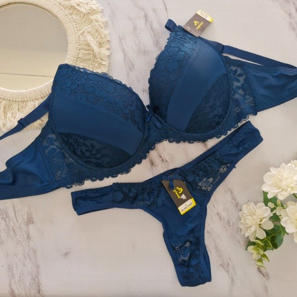 Producto - Conjunto Microfibra y puntilla -talle 105