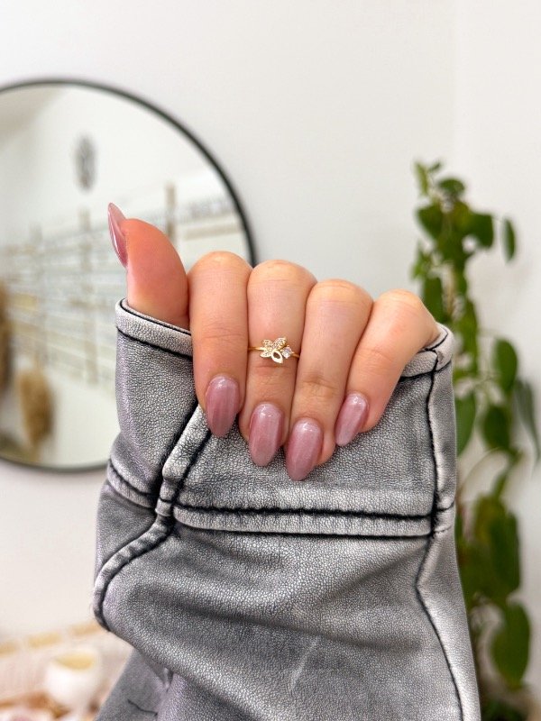 Producto - Anillo bañado en oro mariposa cúbics