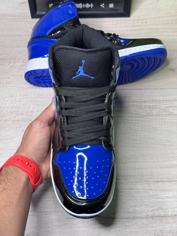 Producto - Air Jordan 1 High Patent Royal - 2