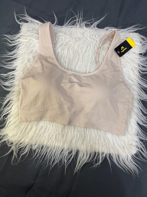 Producto - Top deportivo con bretel fino