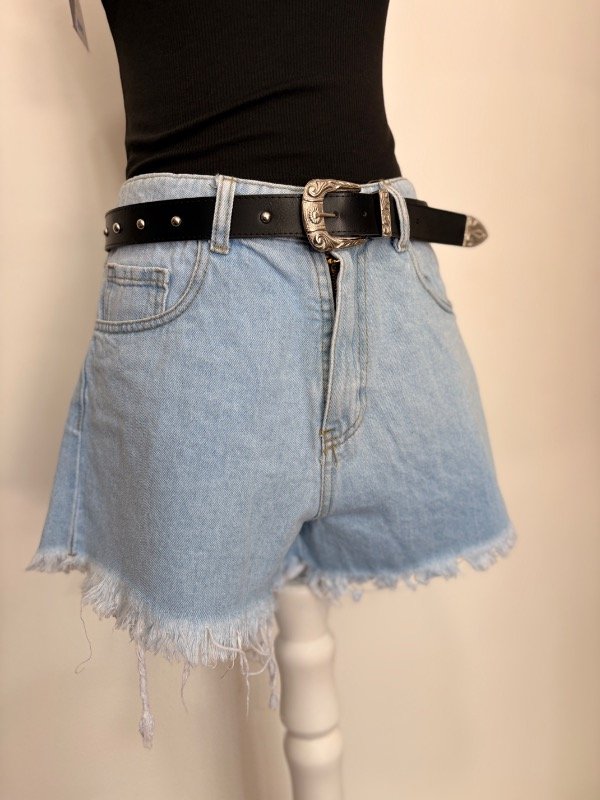 Producto - Short WD Celeste