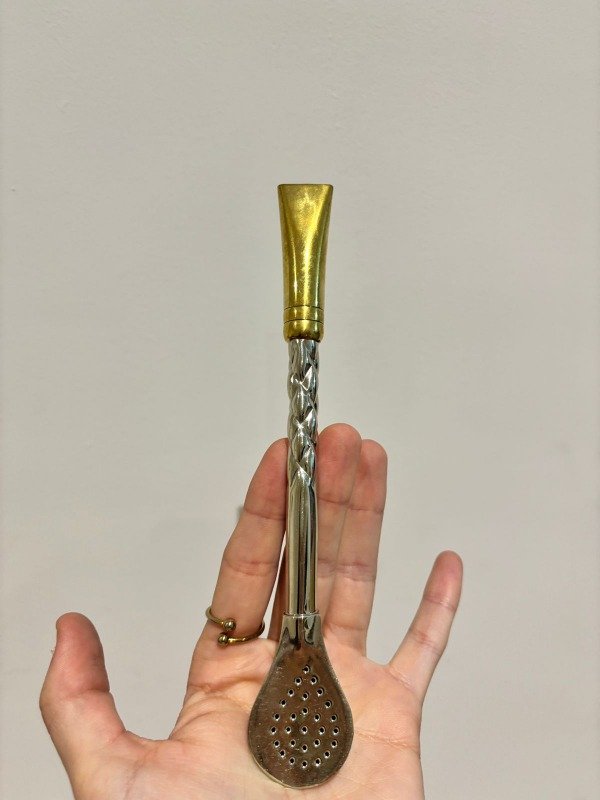 Producto - Bombillon alpaca pico de rey cincelado bronce