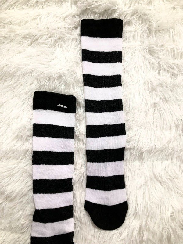 Producto - NEGRA RAYAS BLANCAS Bucanera Infantil