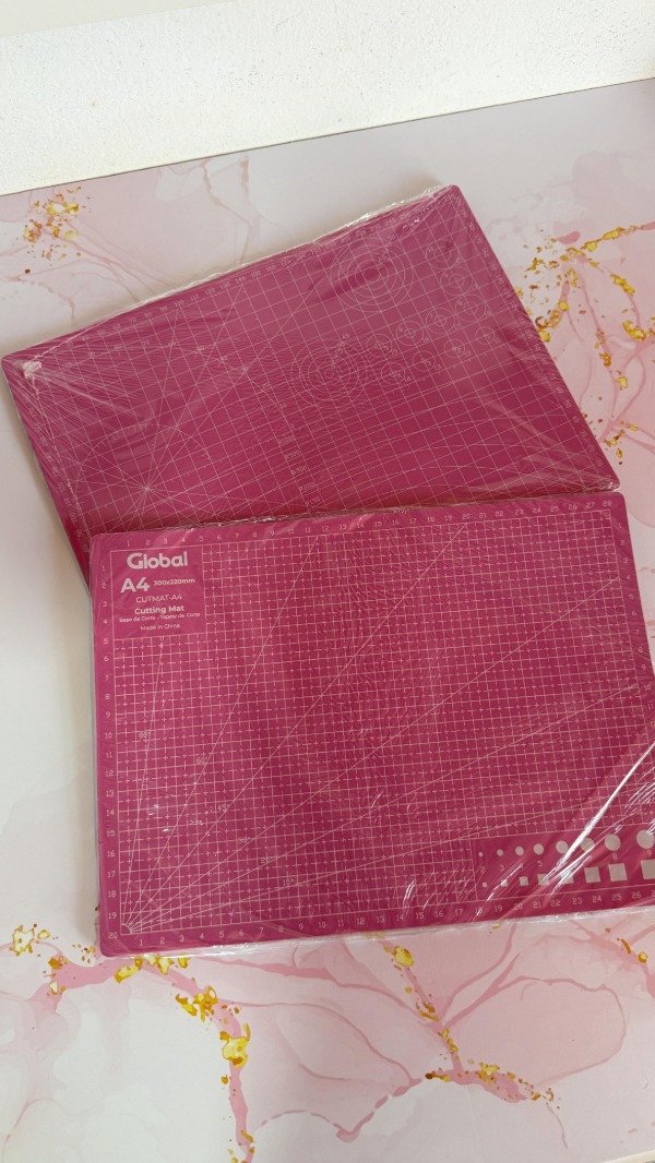 Producto - Tabla de corte A4 rosa