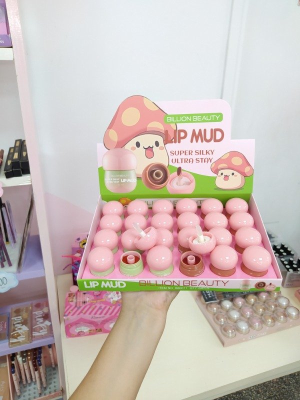 Producto - Lip mud con color y aplicador de silicona