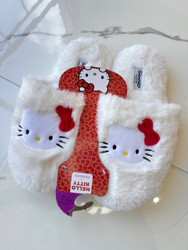 Producto - Pantuflas Hello Kitty  Blancas Primark