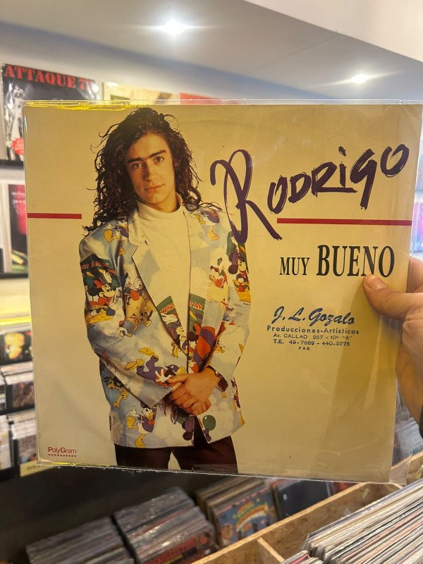 Producto - Rodrigo Muy Bueno