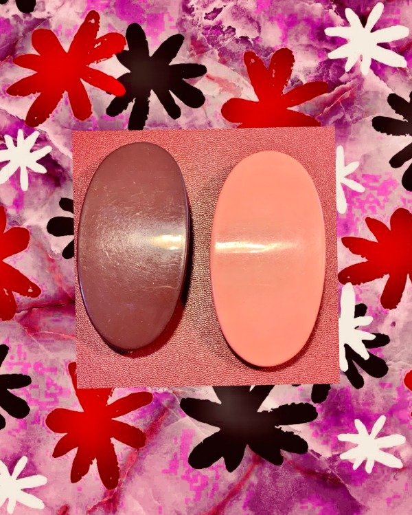 Producto - Hebillas medianas c/diseño ovalado Rosa y Marrón x2u.