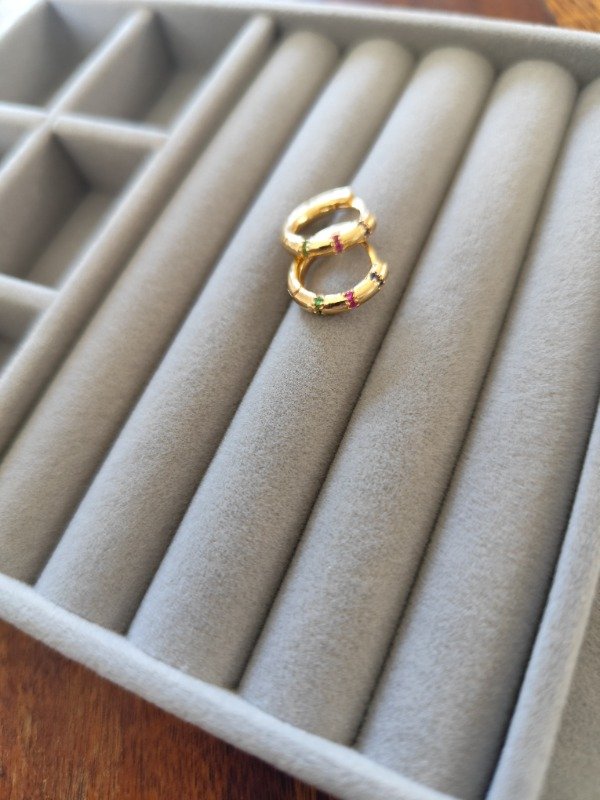 Producto - Aros argolla cierre click multicolor.