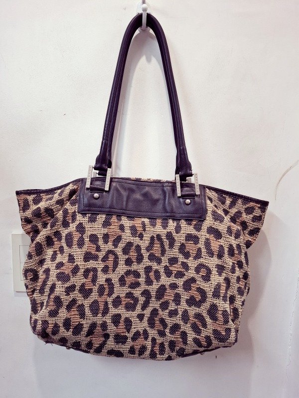 Producto - Cartera Sarkany