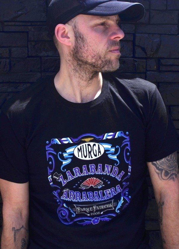 Producto - PROMO: Remeraza Modelo Tradicional + Medias + Vazaso