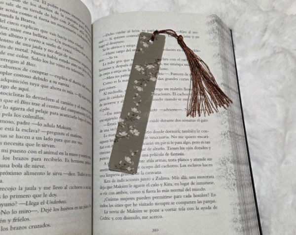 Producto - Señalador acrílico CASSIAN