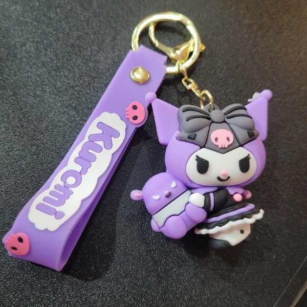 Producto - LLAVERO DE GOMA KUROMI LILA