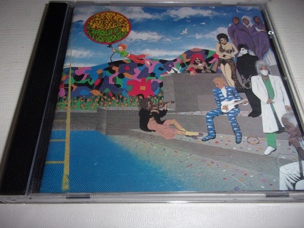 Producto - CD PRINCE AND THE REVOLUTION AROUND THE WORLD IN A DAY GERMANY LEER 40A