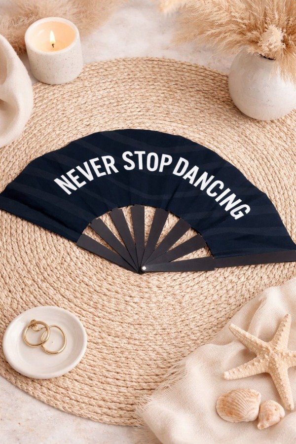 Producto - Abanico (Never Stop Dancing)