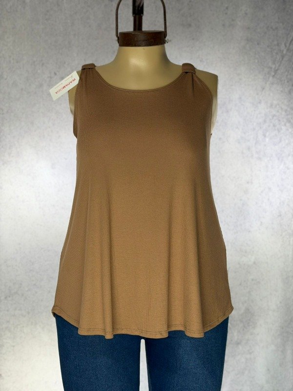 Producto - MUSCULOSA RAGE CHOCO MORLEY