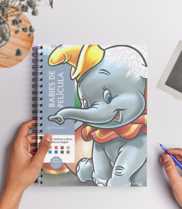 Producto - Libro Colorea Y Descubre El Misterio Bebes de Peliculas DISNEY