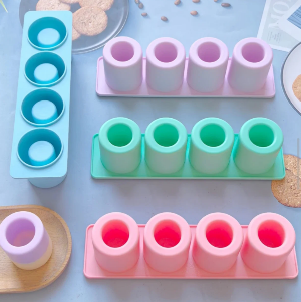 Producto - Molde macetitas cilindro 4 cavidades