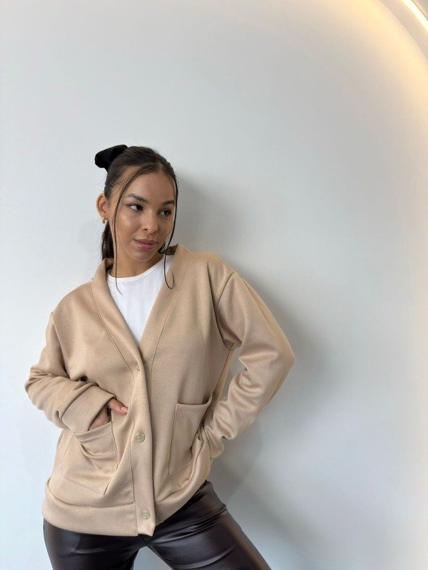 Producto - Línea Level !! Cardigan Alo