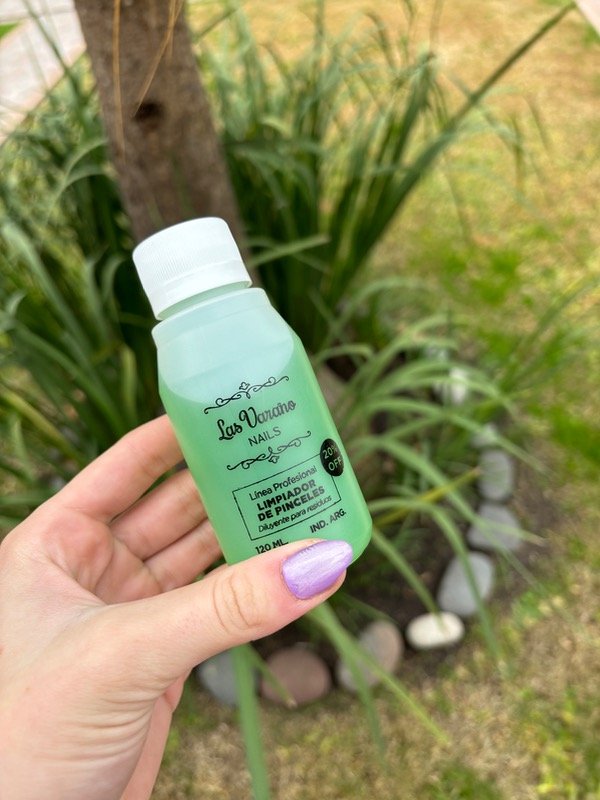 Producto - Limpiador para pinceles las varano