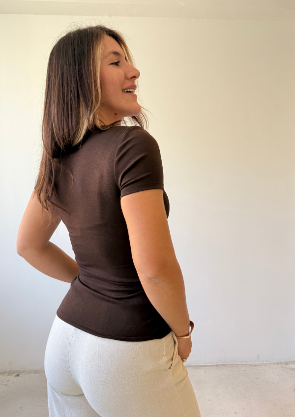 Producto - Remera NACAR - Chocolate - 6
