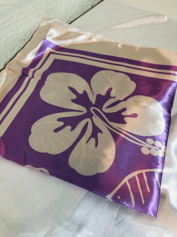 Producto - pañuelo de seda cod 2001