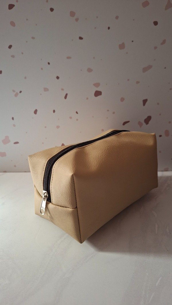 Producto - Portacosmetico - cartuchera beige oscuro