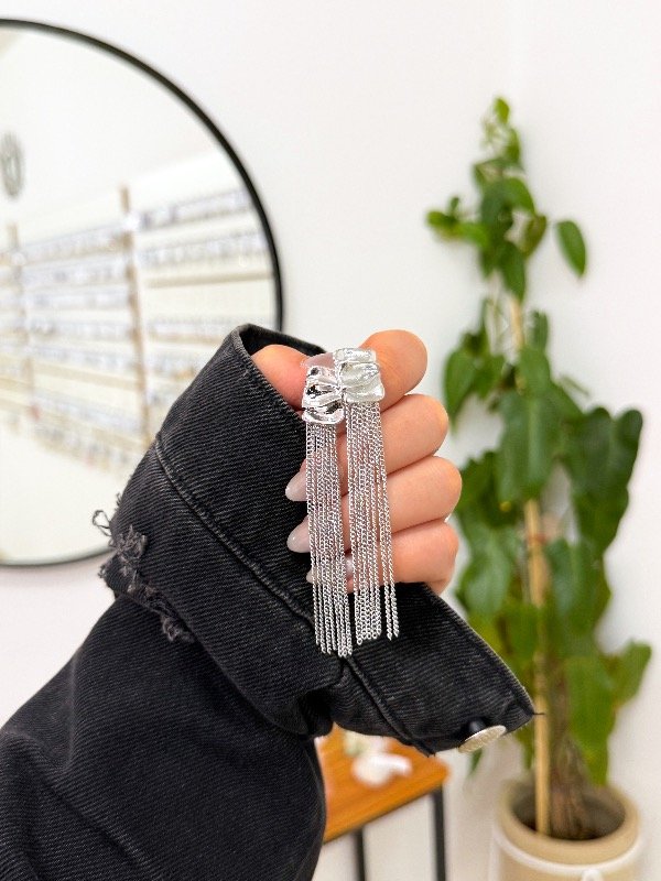 Producto - Aritos plateados irregulares cadenas