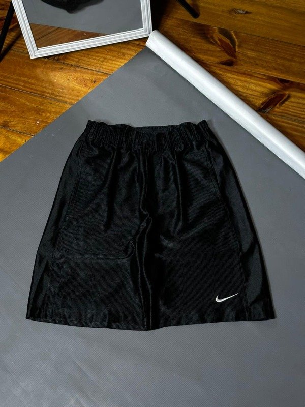 Producto - NIKE SWOOSH BASKETBALL VTG SHORT (M)