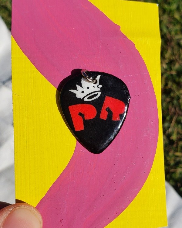 Producto - Púa Patricio Rey