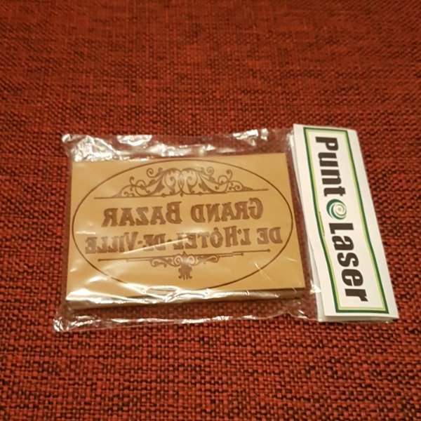 Producto - Bajo Relieve - 10 x 7 cm - Cod. 8001