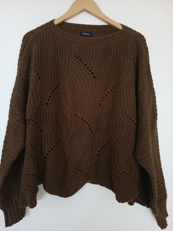 Producto - Sweater marron Shibinda