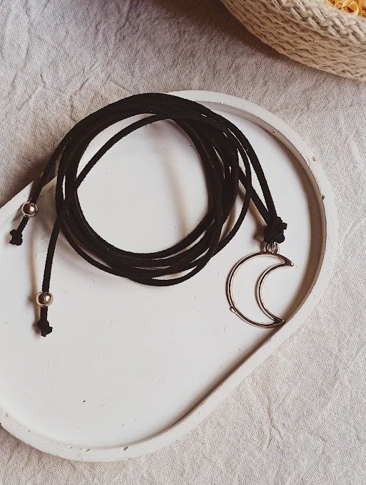 Producto - Choker negro luna