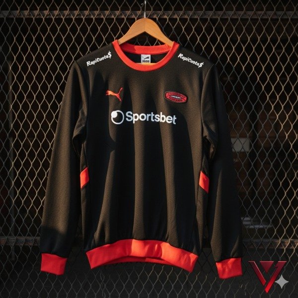 Producto - BUZO INDEPENDIENTE NEGRO 2025