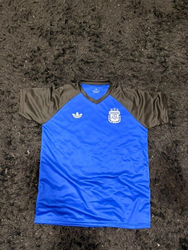 Producto - CAMISETA PRE MATCH ARGENTINA