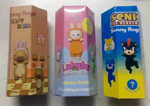 Producto - Hipper Capibara, Labubu, Sonia sorpresa CLA 8/25