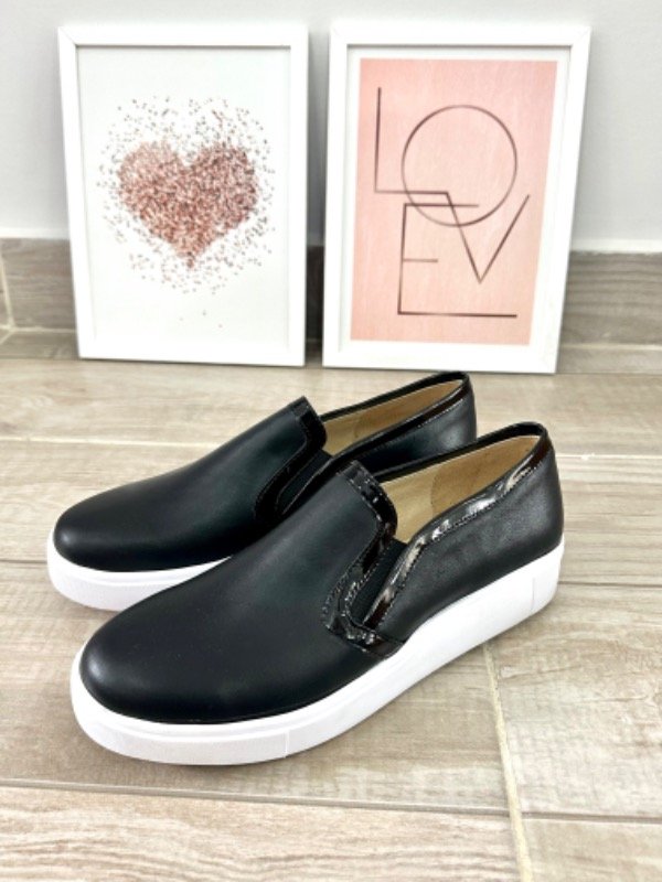 Producto - Panchas Roma negro liso