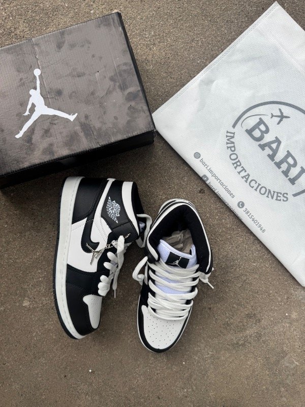 Producto - NIKE JORDAN HIGH PANDA