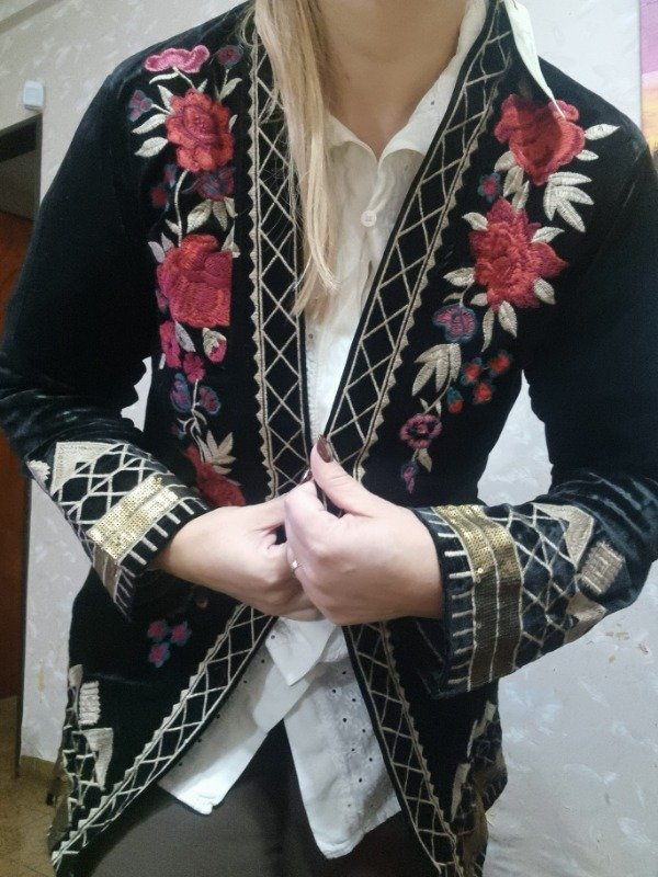 Producto - CHAQUETA BORDADA MANDALA