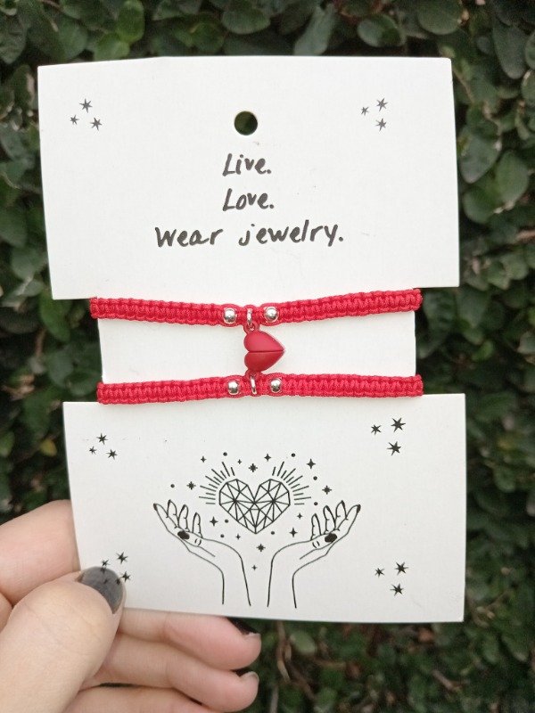 Producto - Pulseras para compartir (corazón imán)