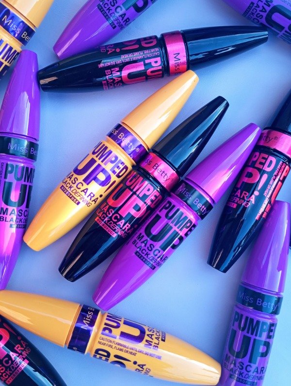 Producto - Mascara negra volumen