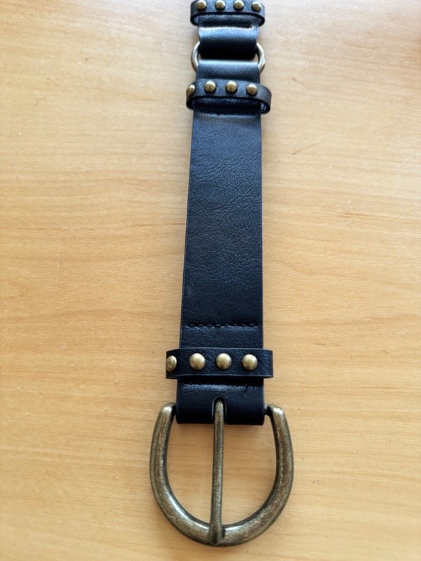 Producto - Cinturón cuero P.U negro 85 cm