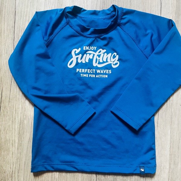 Producto - Remera Uv Surf 3A
