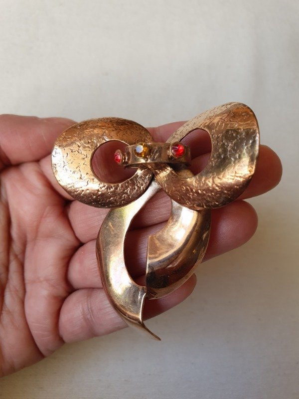 Producto - Broche de Piel Moño Sofisticado Rose Gold 40s