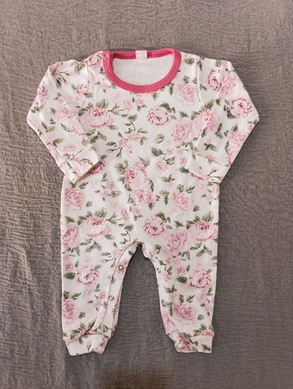 Producto - 9-12 MESES - Enterito pañalero - Rosas